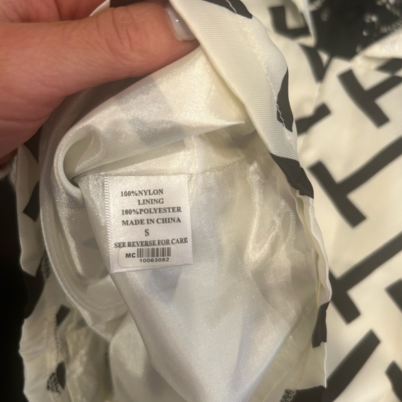 Romper - Picture 3 of 8